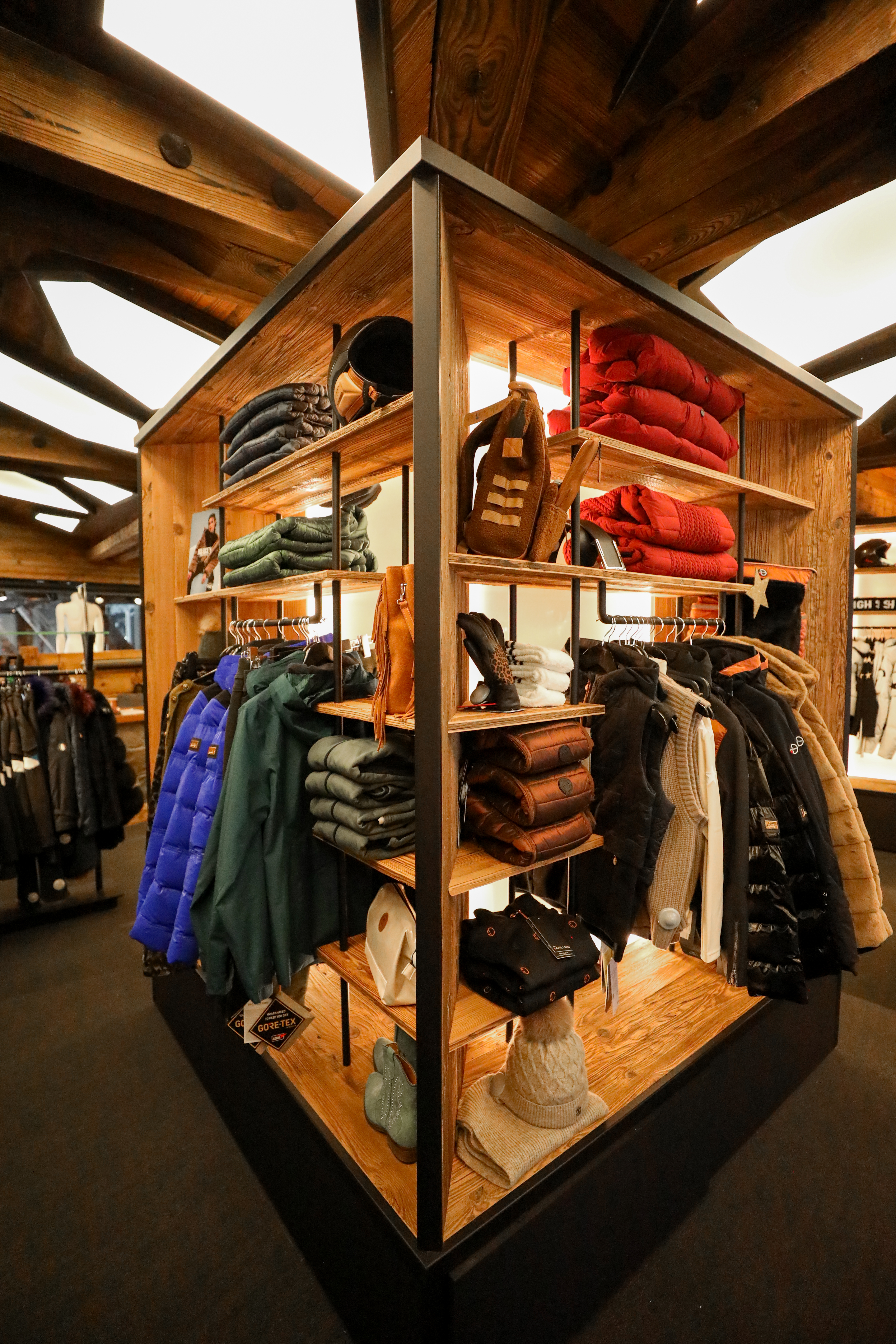 2024_12_14_jordans_sports_magasin_vetements_cp_Marie_Tardy_HD-05